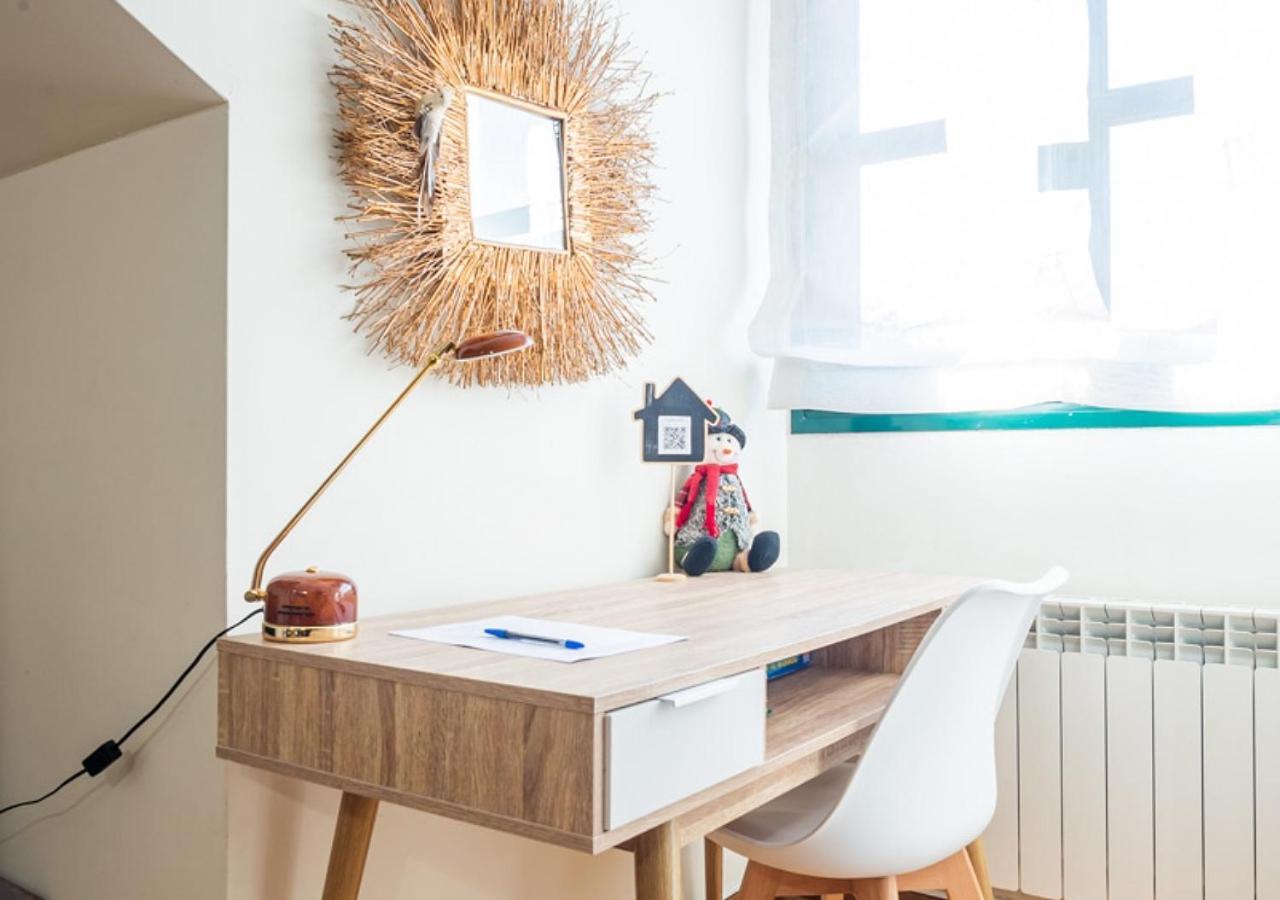 Apartamento Irene Centrico Con Wifi Y Parking Coche Tamano Medio Onís Extérieur photo